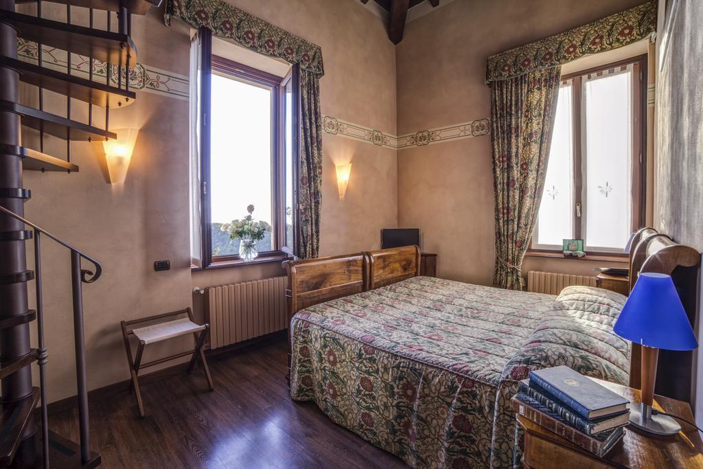 Al Borducan Romantic Hotel - Adults Only Varese Camera foto