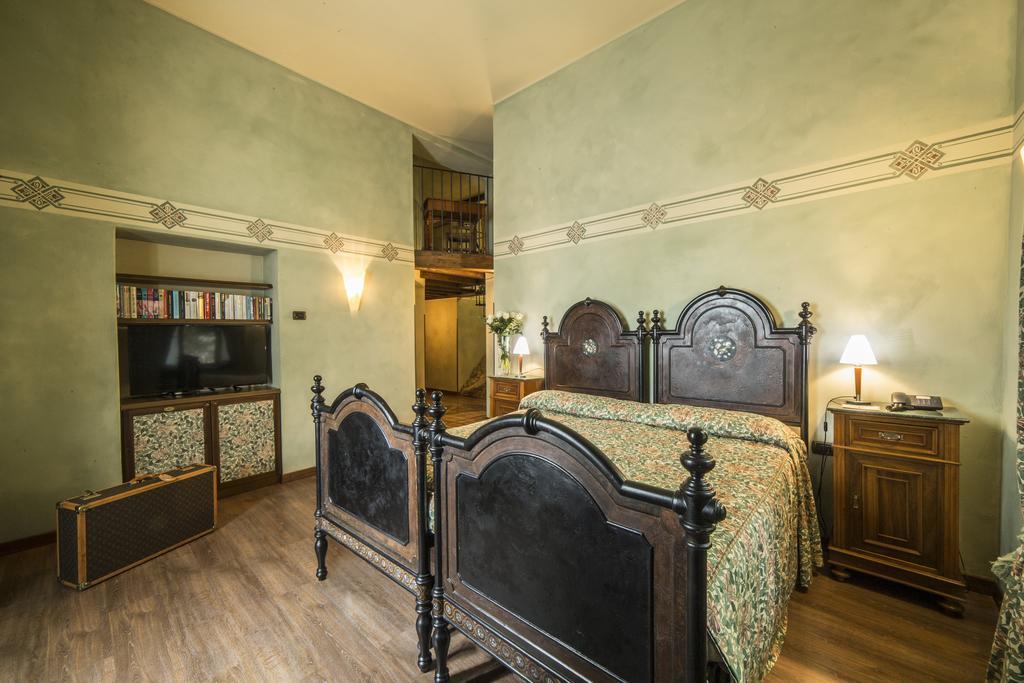 Al Borducan Romantic Hotel - Adults Only Varese Esterno foto