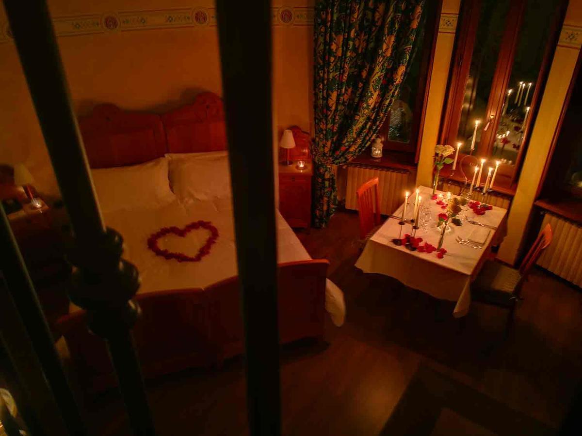 Al Borducan Romantic Hotel - Adults Only Varese Esterno foto