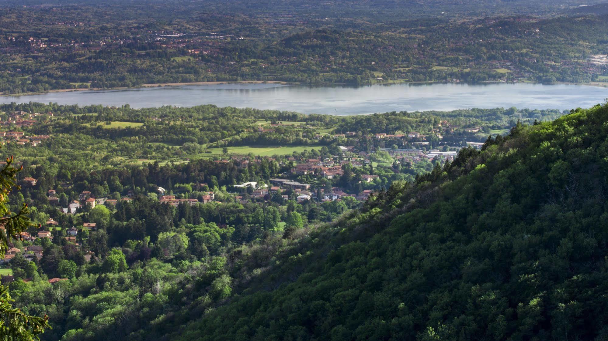 Al Borducan Romantic Hotel - Adults Only Varese Esterno foto